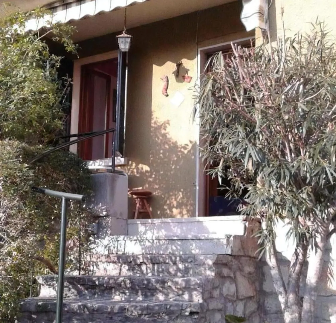 Дом отдыха Ferienhaus In Salo Mit Grill, Terrasse Und Garten Италия